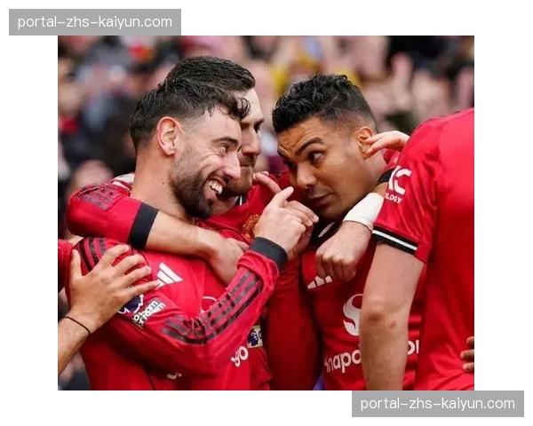 B费助攻卡塞米罗建功，曼联主场不敌利兹联后球迷反应